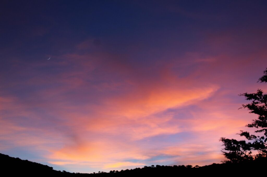 Dónde se encuentran los mejores lugares para ver el sol y la luna en San Luis