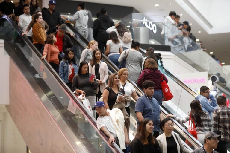compras masivas en tiendas durante black friday