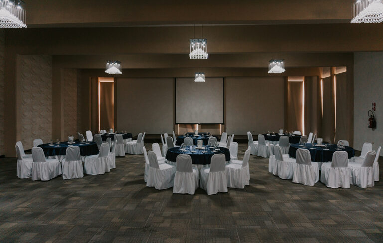 eventos corporativos en elegante salon