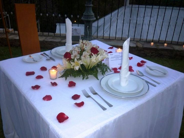 Cómo armar una cena romántica perfecta para sorprender a tu pareja
