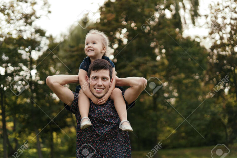 momentos felices entre padre e hijo