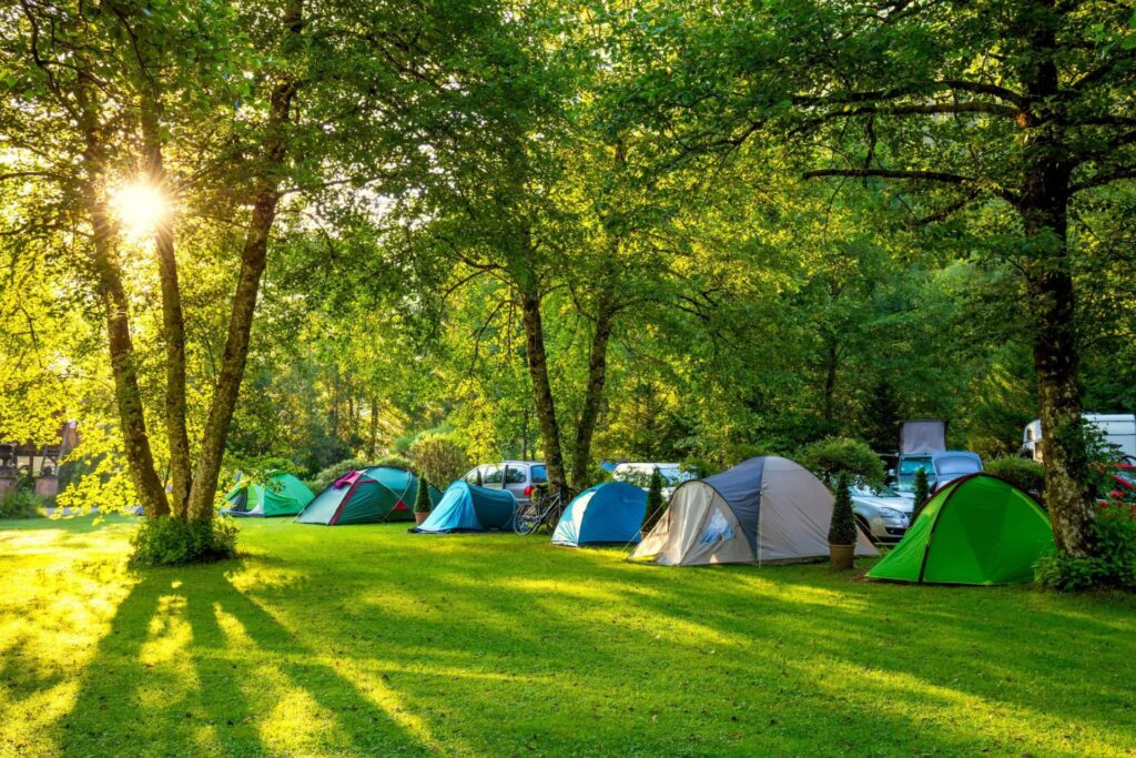 Qué actividades se pueden disfrutar en Paranay, complejo turístico y camping